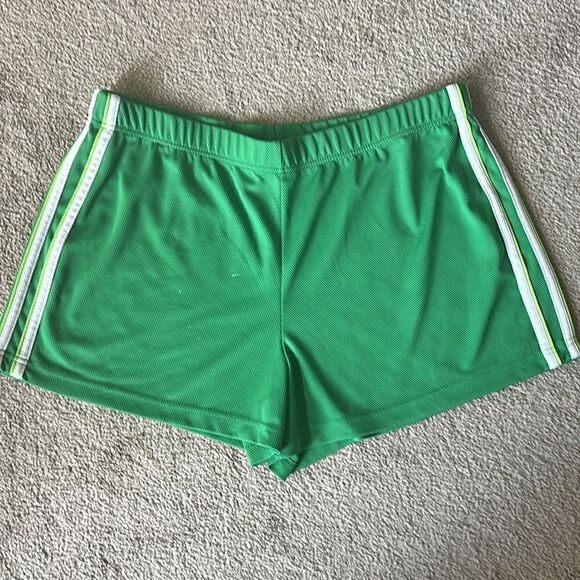 Pro Spirit Retro Striped Shorts! - Picture 2 of 9